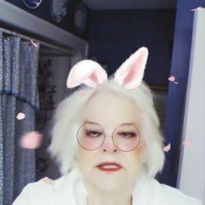 Meet your Posher, Denise